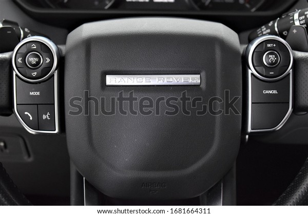 Land Rover Range Rover Sport 2014 cockpit interior
details  cabin 