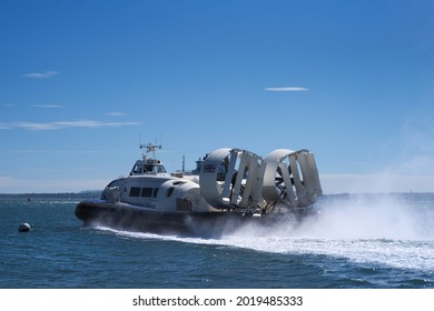 Land Sea Vehicle Hovercraft Taking Off Stock Photo 2019485333 ...