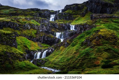 1,638 Thousand waterfalls Images, Stock Photos & Vectors | Shutterstock