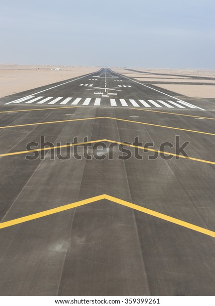 runway lights and markings
