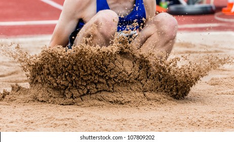 400 Long jump landing Images, Stock Photos & Vectors | Shutterstock