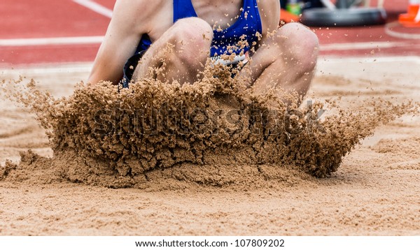 landing in long jump in\
track and field