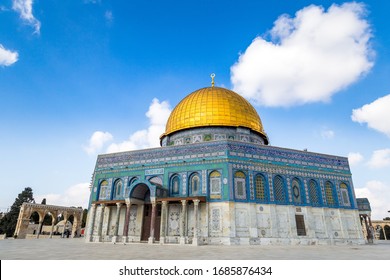 Landmarks of Jerusalem in Israel (Western Wall, Dome of the Rock, Jewish Cemetery, Temple Mount)
