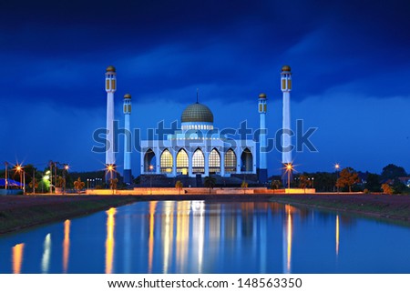 Landscape of beautiful sunset sky at Central Mosque, Songkhla province, Southern of Thailand 