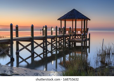 730 Gazebo over water Images, Stock Photos & Vectors | Shutterstock