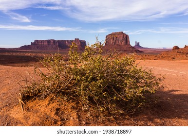 Landscape of Monument Valley (Arizona, USA).