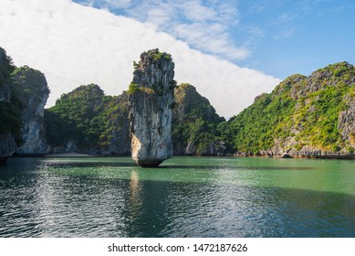 Landscape Photo Of The Famous Halong Bay On A Beautiful, Sunny Afternoon. No Boats, No People In The Shot. Shot In Cat Ba, Vietnam. 