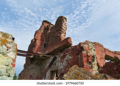  Landscape, Ruins Of A Building In The City, WWII Monument, Battle Of Stalingrad 