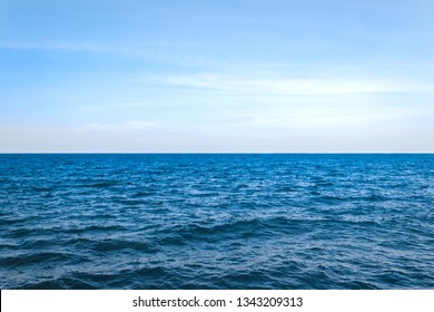 80,842 Horizon above water Images, Stock Photos & Vectors | Shutterstock