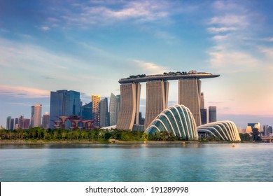 Landscape of the Singapore financial district - Shutterstock ID 191289998