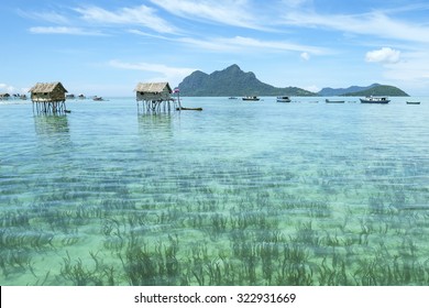 Landscape View Borneo Sea Gypsy Water Village In Mabul Maiga Island, Malaysia.