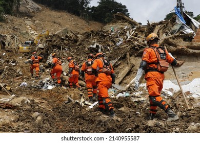 5,908 Victims of natural disasters Images, Stock Photos & Vectors ...