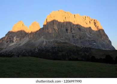 langkofel-mountains-italian-dolomites-mo