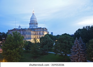 Lansing, Michigan  - Elevated View Of State Capitol Building 