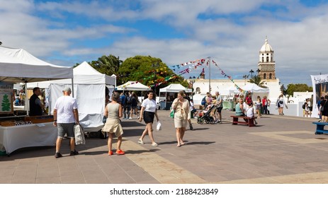 Lanzarote, Canary Islands, Spain, July 2, 2022: Crowd Of People Walking And Shopping At The Sunday Market In Teguise, Lanzarote, Canary Islands, Spain