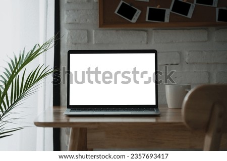 laptop computer blank screen on table