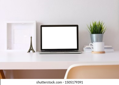 Open Laptop Black Screen Modern Laptop Stock Vector (Royalty Free ...