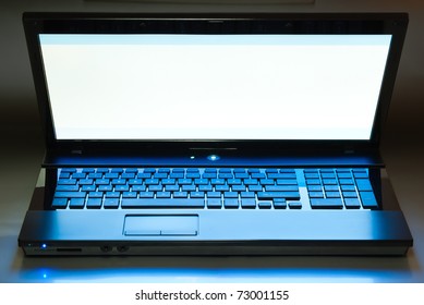 686 Half Open Laptop Images, Stock Photos & Vectors | Shutterstock