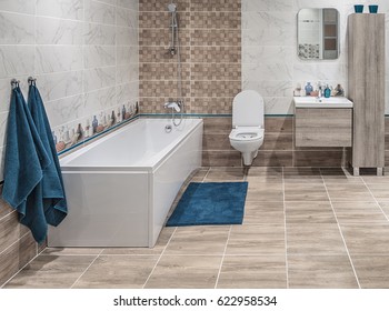 Large Bathroom In A Modern Style, Straight Laconic Forms, Natural Materials, Wall And Flor Decoration With Tiles.