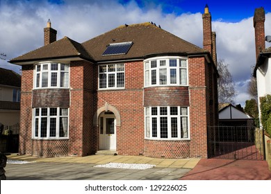 Large Brick Detached House In Swindon, UK