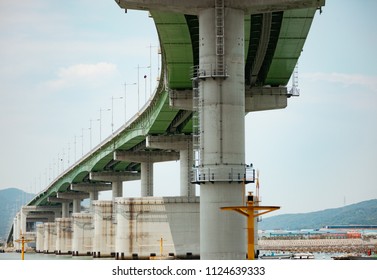 a large bridge