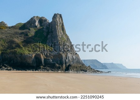 A large cliff on the beach