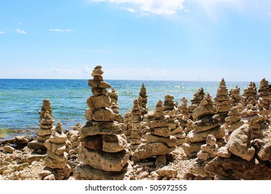 A Large Collection Of Rock Totems, Cairns, Lining Lake Michigan's Shoreline At Cave Point County Park, Sturgeon Bay, Door County, Wisconsin, USA