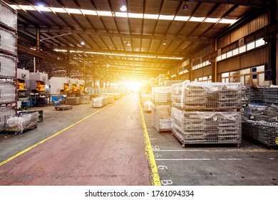 倉庫 内部 の画像 写真素材 ベクター画像 Shutterstock