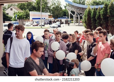 A Large Group Of Young People Came To Participate In The Contest. Photo Taken On June 17, 2022 In Gomel, Belarus