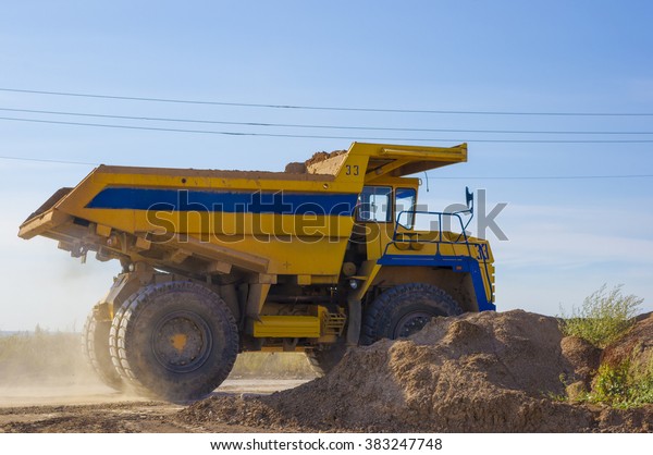 Large haul truck\
ready for big job in a\
mine