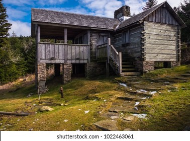 Cabin In The Woods Images Stock Photos Vectors Shutterstock