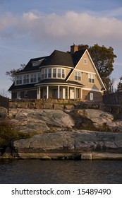 Large Mansion On The St. Lawrence River In Upstate New York