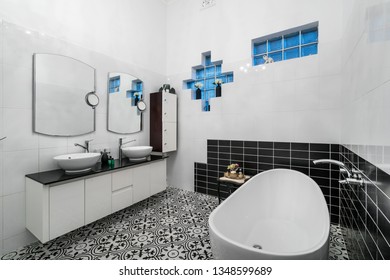 Large Modern Bathroom Interior With Luxury Fittings And Stand Alone Bathtub. PERTH, WESTERN AUSTRALIA. Photographed: January, 2019.