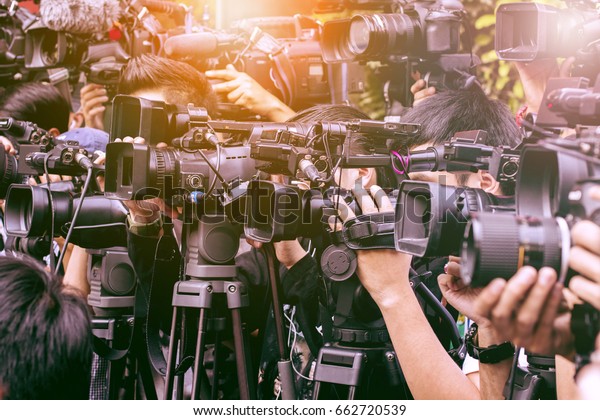  large number of press and media reporter in\
broadcasting event