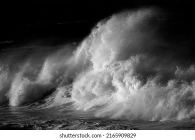 Large Ocean Wave Crashing With Water Spray, Garden Route National Park