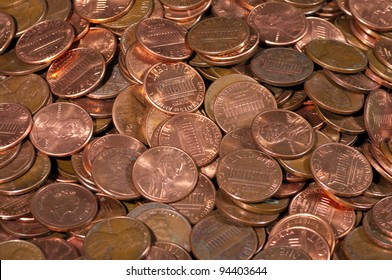 A Large Pile Of Assorted US Coins