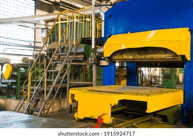 A large production workshop which is located on the vast territory of the plant