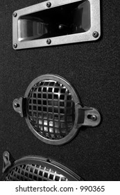 A large speaker showing three different speakers.