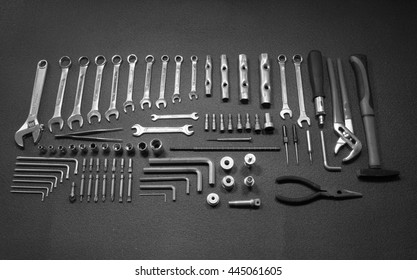 Large Universal Mechanics Hand Tools Set