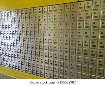 Canada post mailbox Images, Stock Photos & Vectors | Shutterstock