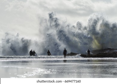 Large Waves Crashing At Snapper Rocks.