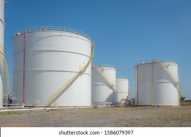 15,443 Big storage tank Images, Stock Photos & Vectors | Shutterstock