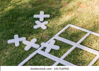 Large White Wooden Noughts And Crosses Game On Grass - Party Lawn Game