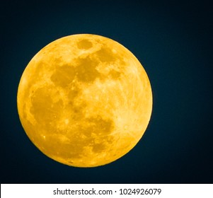 super yellow moon