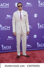 LAS VEGAS - APR 07:  Colin Kaepernick arrives to the Academy of Country Music Awards 2013  on April 07, 2013 in Las Vegas, NV.