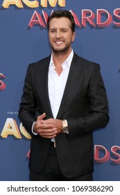 LAS VEGAS - APR 15:  Luke Bryan at the Academy of Country Music Awards 2018 at MGM Grand Garden Arena on April 15, 2018 in Las Vegas, NV