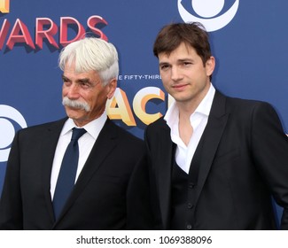 LAS VEGAS - APR 15:  Sam Elliott, Ashton Kutcher at the Academy of Country Music Awards 2018 at MGM Grand Garden Arena on April 15, 2018 in Las Vegas, NV