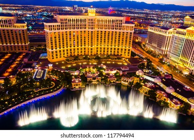 LAS VEGAS - AUGUST 14: Musical fountains at Bellagio Hotel & Casino on August 14, 2012 in Las Vegas. The Bellagio opened October 15, 1998, it was the most expensive hotel ever built at US$1.6 bn.