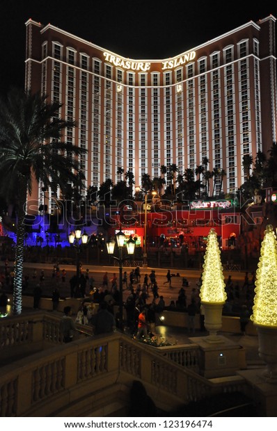 Las Vegas December 2 Treasure Island Stock Photo Edit Now