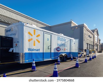 Las Vegas, FEB 25, 2021 - Walmart Mobile Wellness Truck In Front Of The Grocery Store